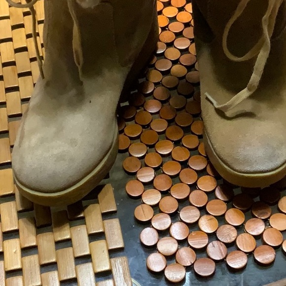 Michael Kors Boot Clearance$$$ - Picture 5 of 9